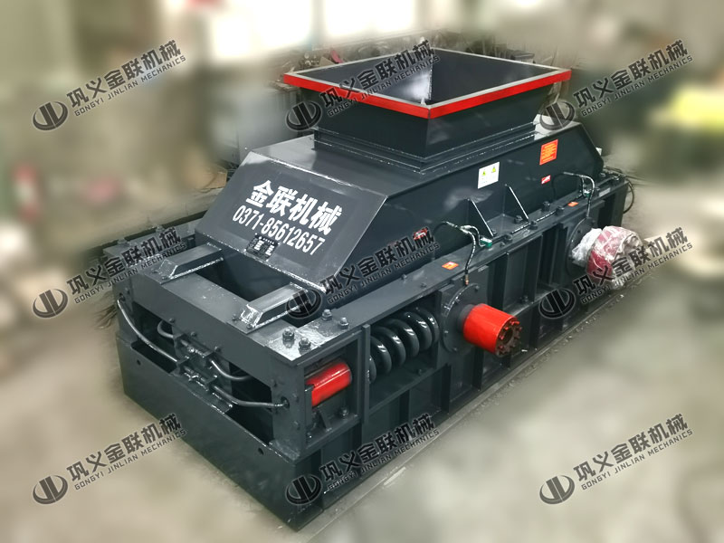 鵝卵石破碎機型號有哪些，堵料時該怎么辦？