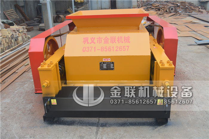 大型狼牙式破碎機在使用后要對各個部件進行檢查 大型狼牙式破碎機在使用后要對各個部件進行檢查