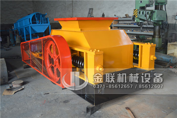 影響強力雙齒輥破碎機生產效率的因素有哪些？