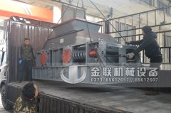 想要避免破碎設(shè)備磨損就要正確的操作風(fēng)化砂破碎機！